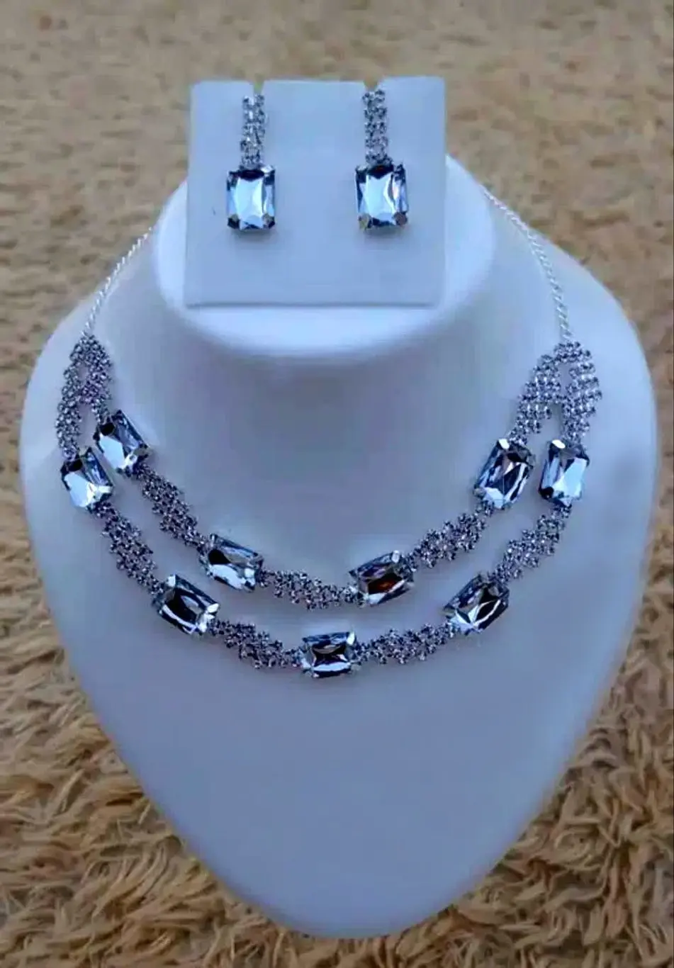 Alloy Silver White Jewellery Set for Women (Pack of 1)
